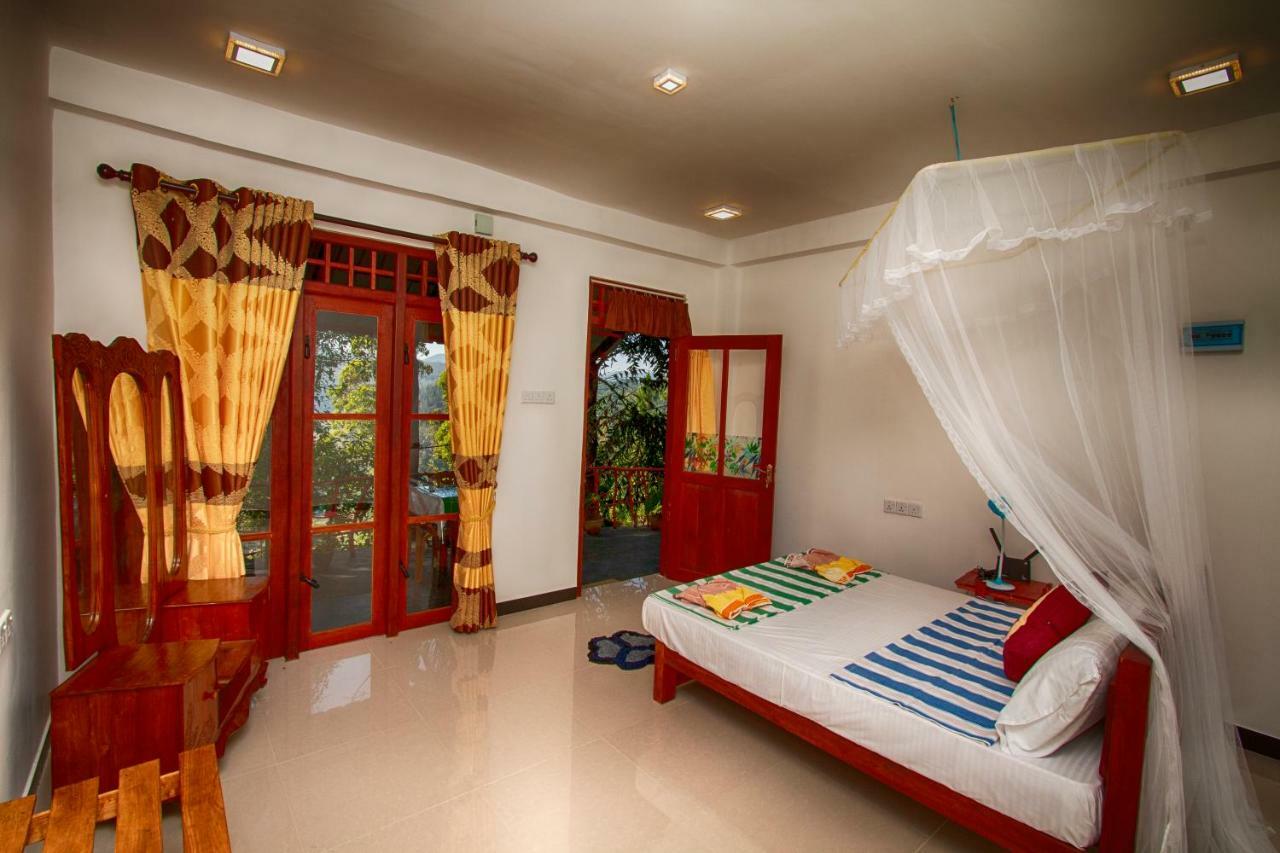 Dulmini Homestay Ела Екстериор снимка